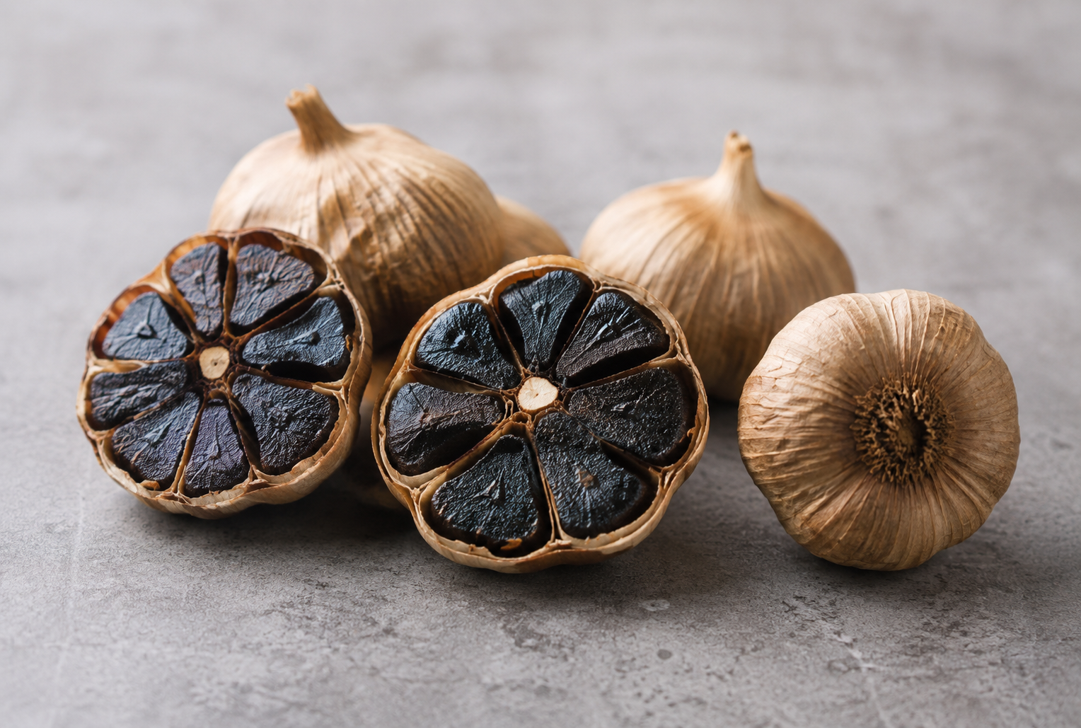 Bawang Hitam Lagi Populer, Alasan Banyak Orang Mulai Mengonsumsinya