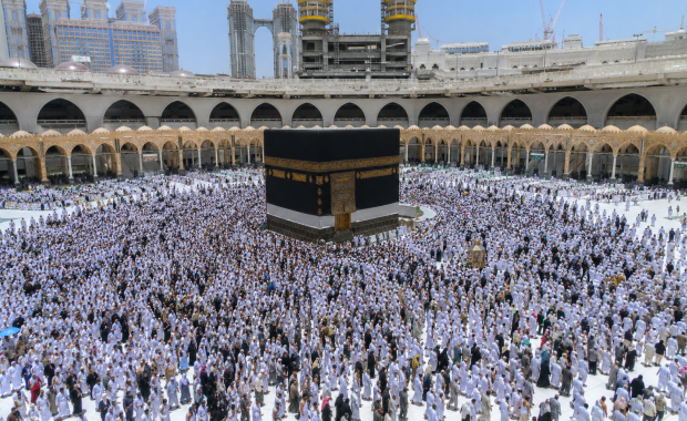 Mengapa Jamaah Mengelilingi Ka'bah Sebanyak 7 Kali?